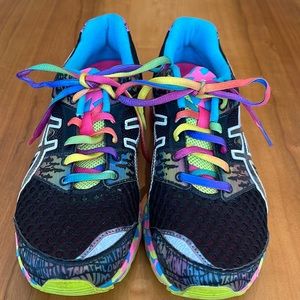 ASICS Gel-lNoosa Tri-8 Athletic Shoes